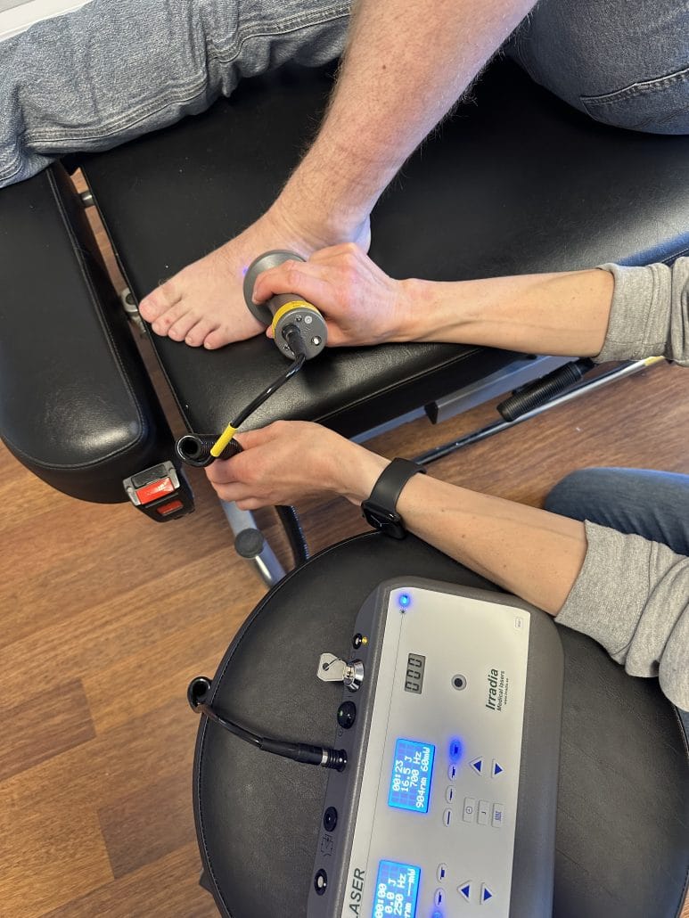 Medisinsk laser/ kiropraktor/ fysikalsk behandling/ Irradia Medisinsk laser/ terapeutisk laser/ kiropraktor/ fysikalsk behandling/ Irradia